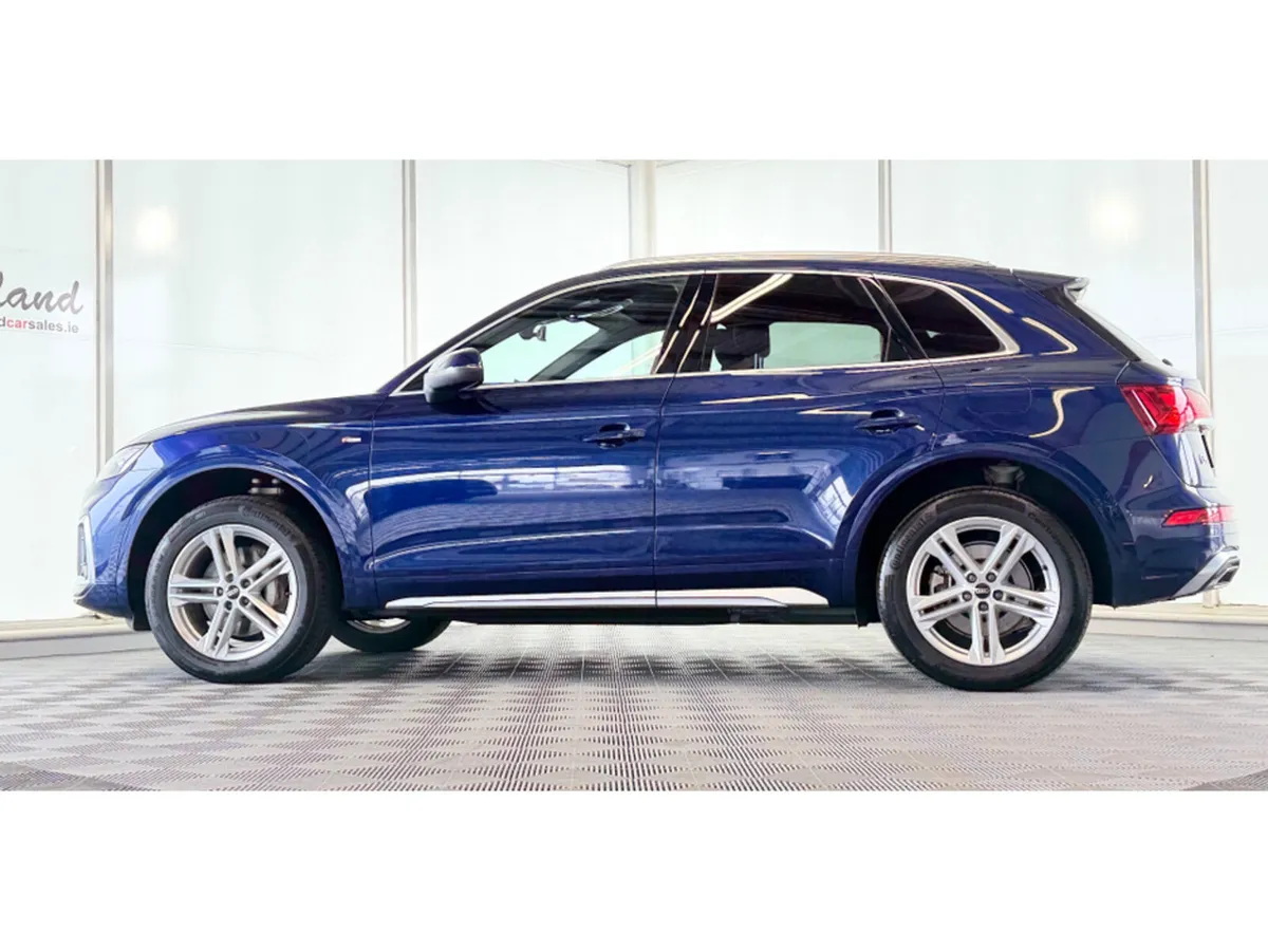 Audi Q5 S LINE 50 TFSI E QUATTRO - Image 2