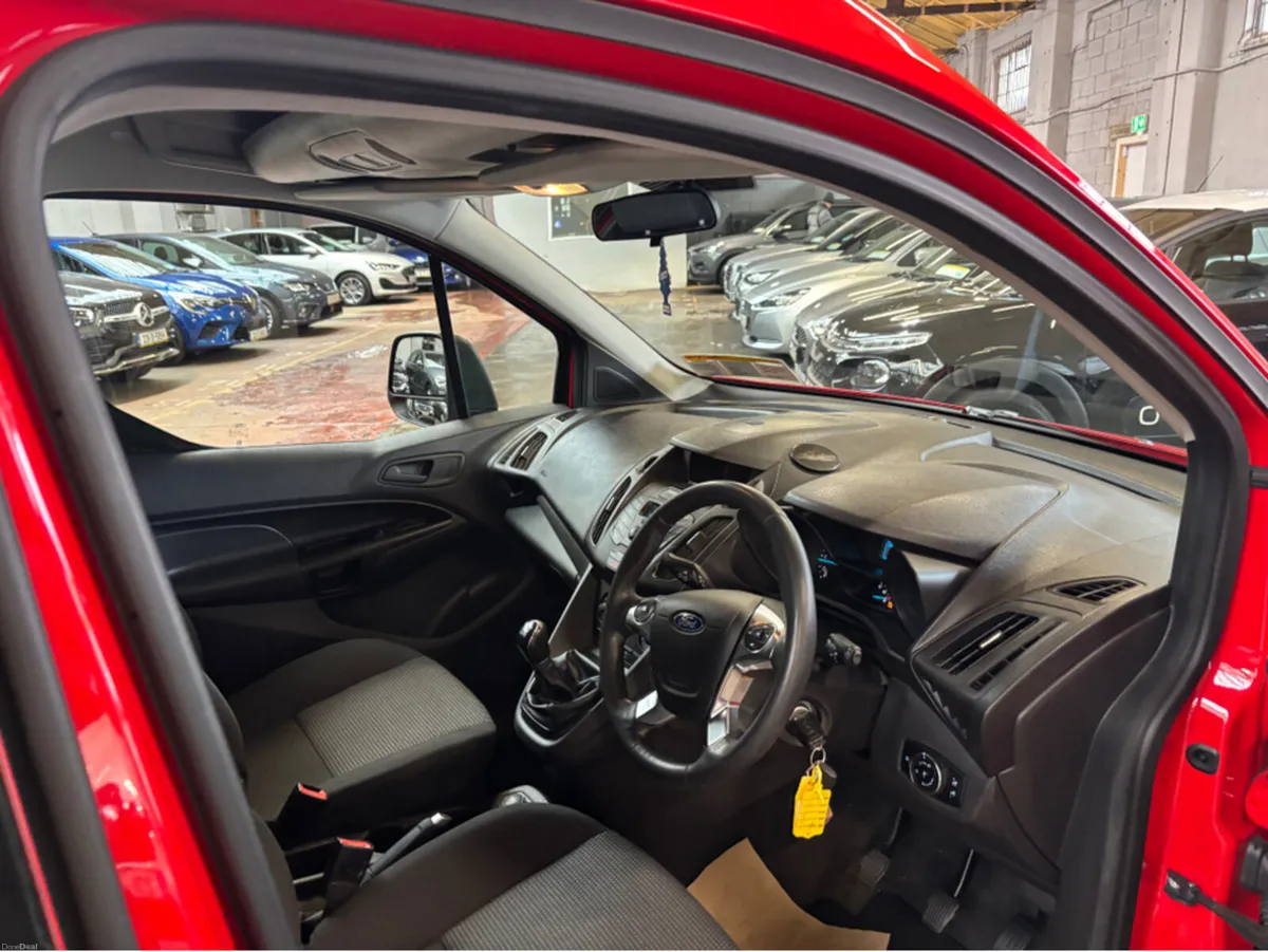 Ford Tourneo Connect GRAND 1.5 TDCI 100PS STYLE 7 - Image 3