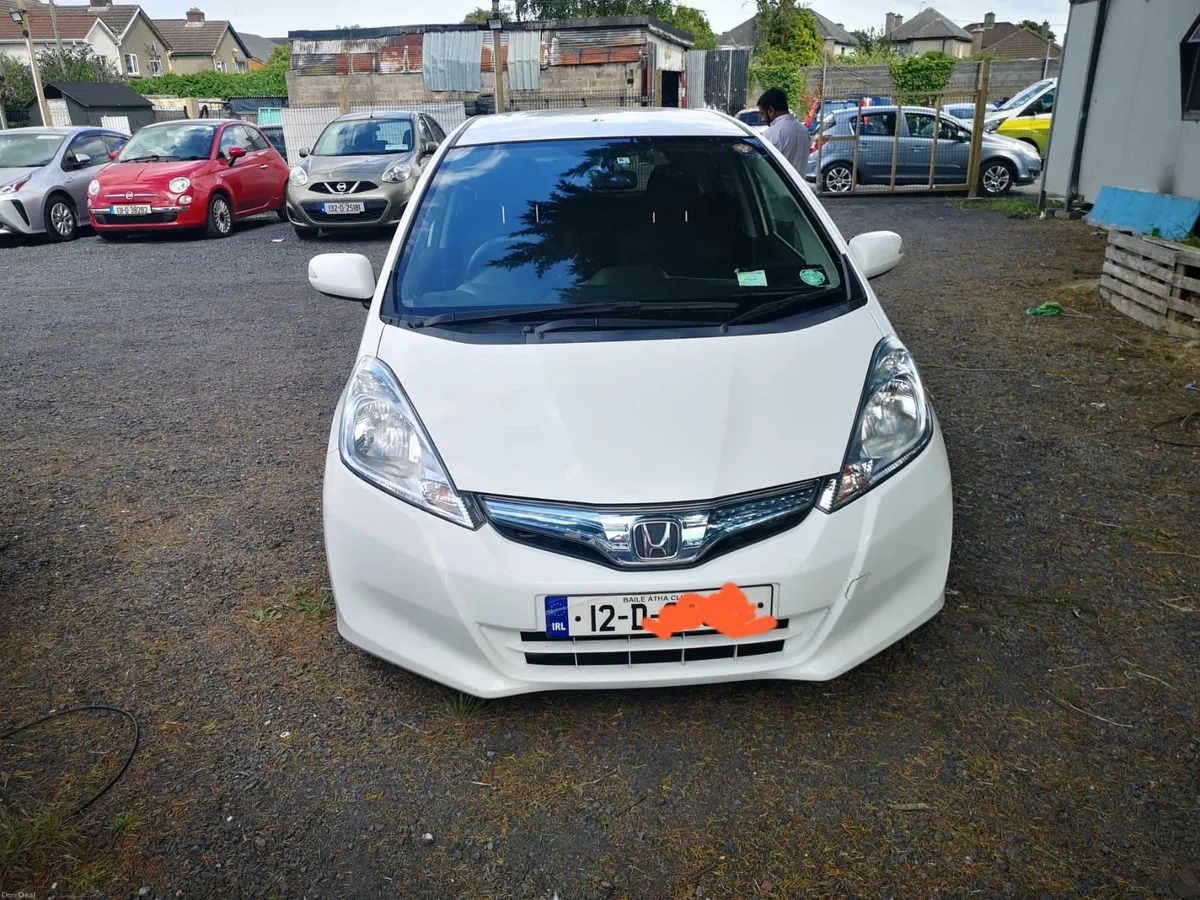 Honda Fit 2012 - Image 2