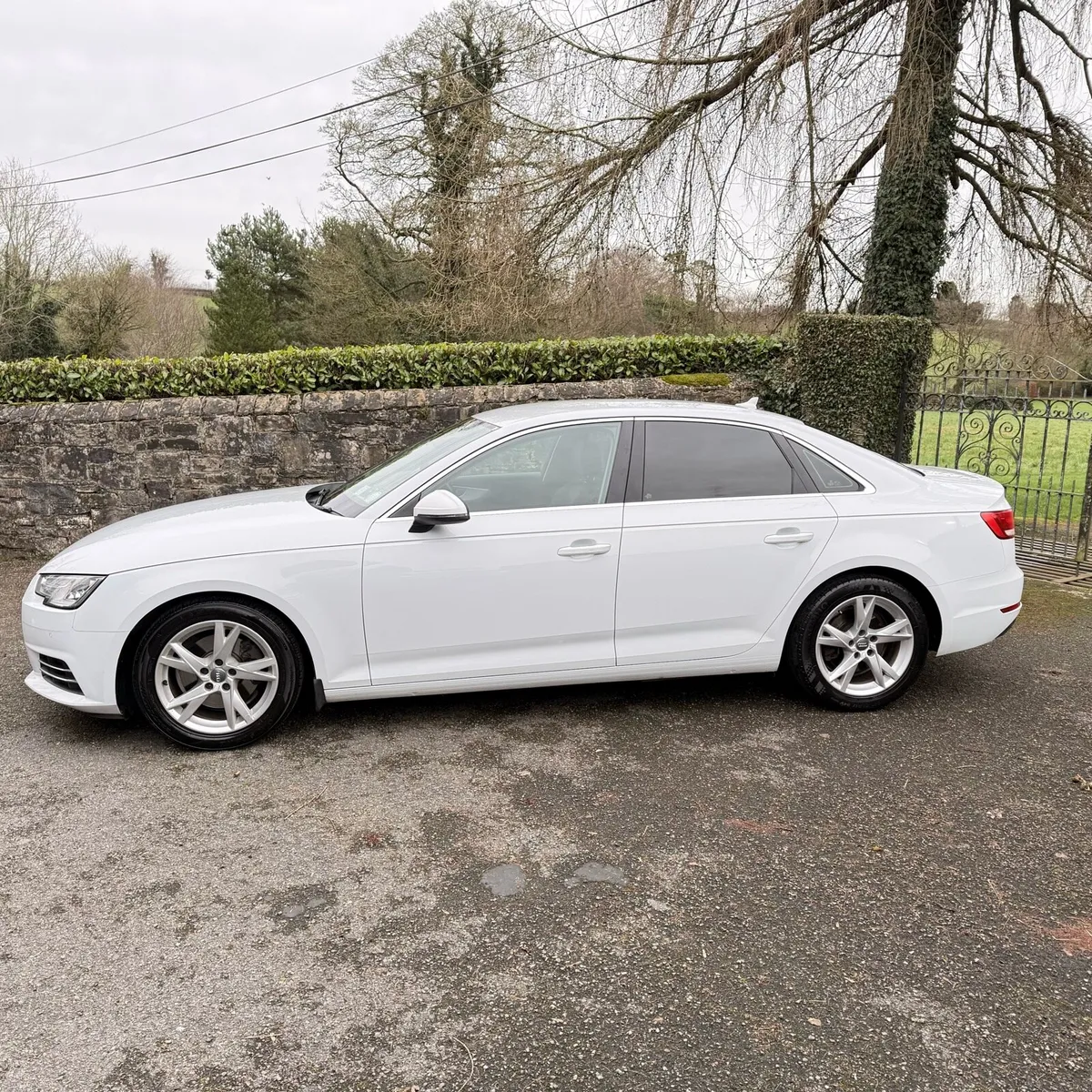 2017 Audi a4 sport 2.0 tdi immaculate car - Image 3