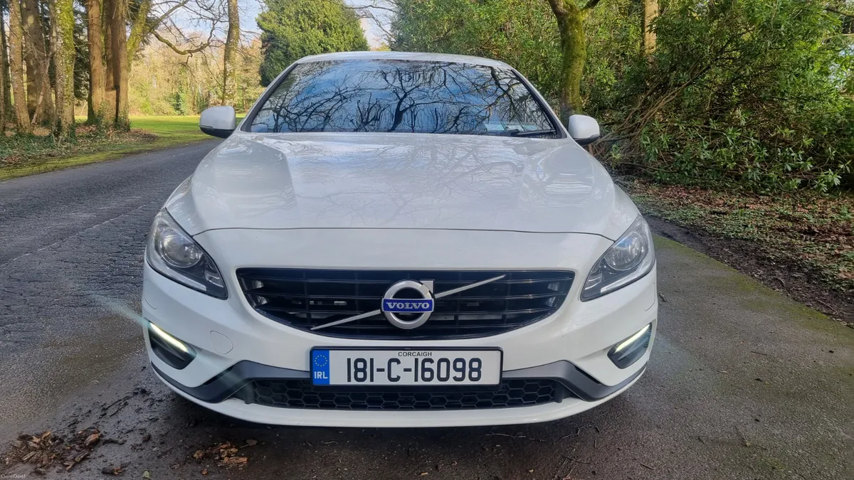 181 Volvo S60 2.0 D3 R-Design - Image 2