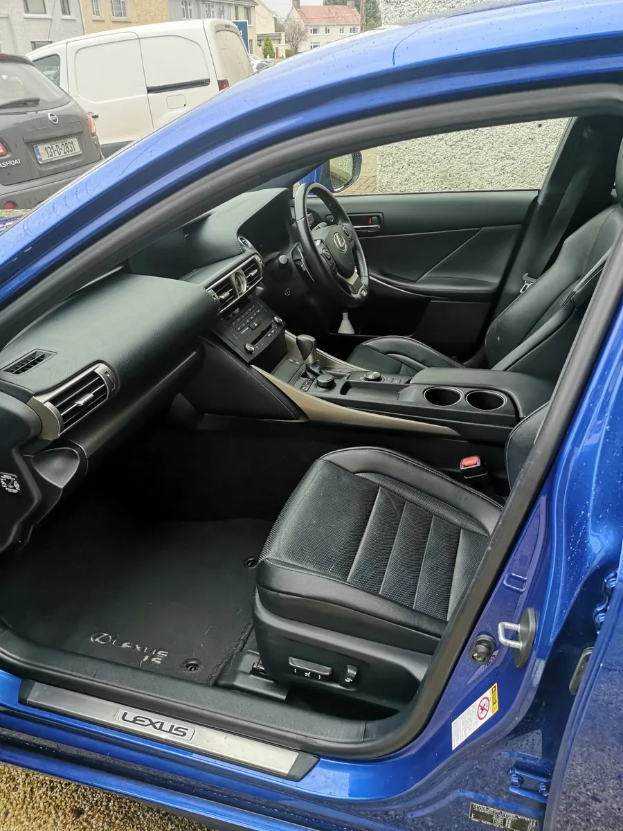 Lexus IS300H - FSH/Long NCT/New Battery - Image 3
