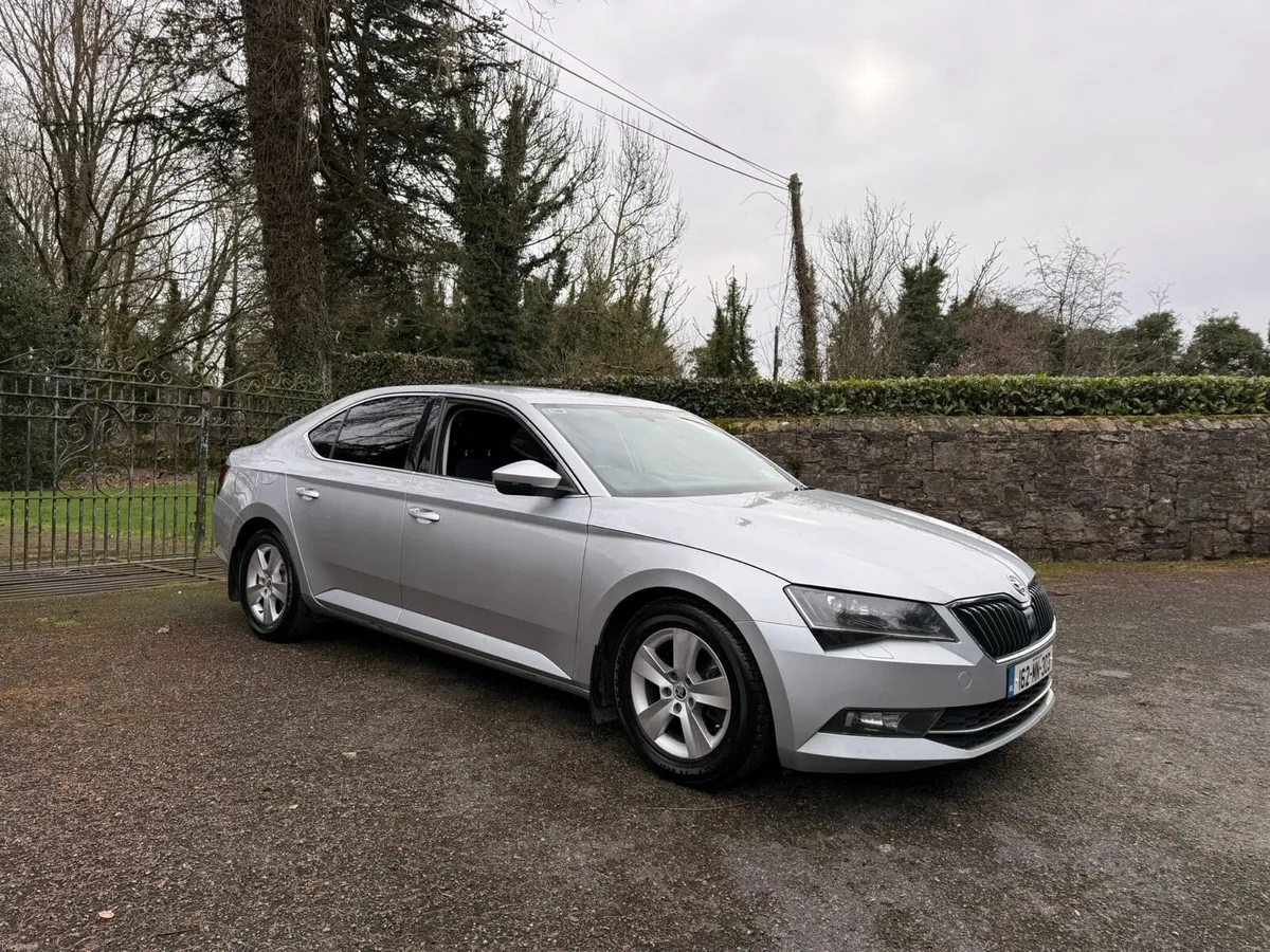 162 Skoda Superb 1.6TDI Ambition - Image 3