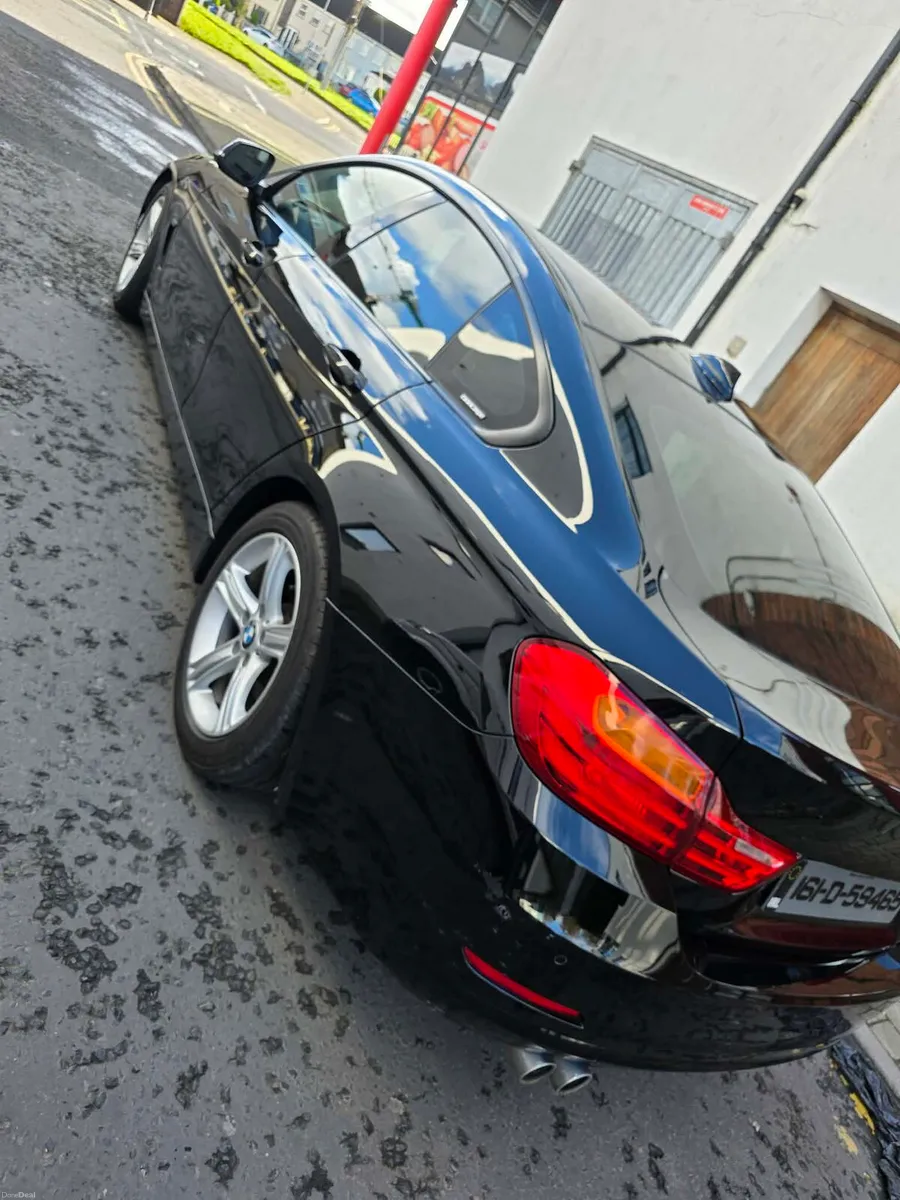 BMW 4 series - Image 1
