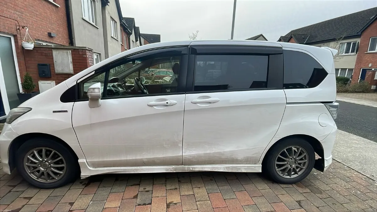 Honda Freed 2013 - Image 2