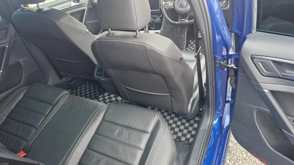 VOLKSWAGEN GOLF R DSG 35000 KMS - Image 3