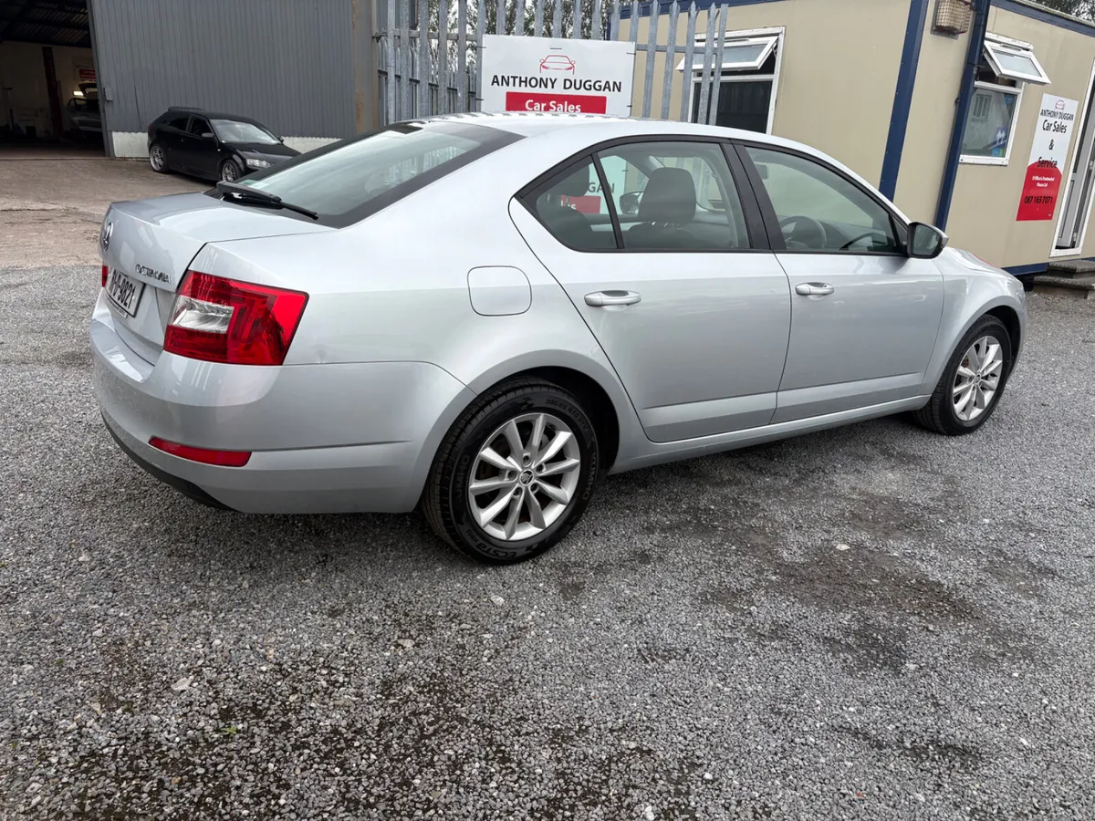 Skoda Octavia 1.6tdi DSG - Image 3