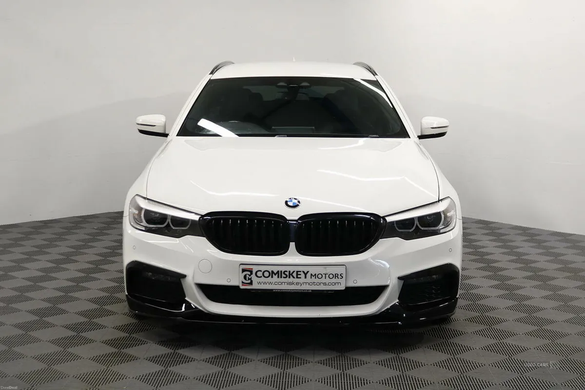 BMW 5-Series 520d M Sport - Image 2