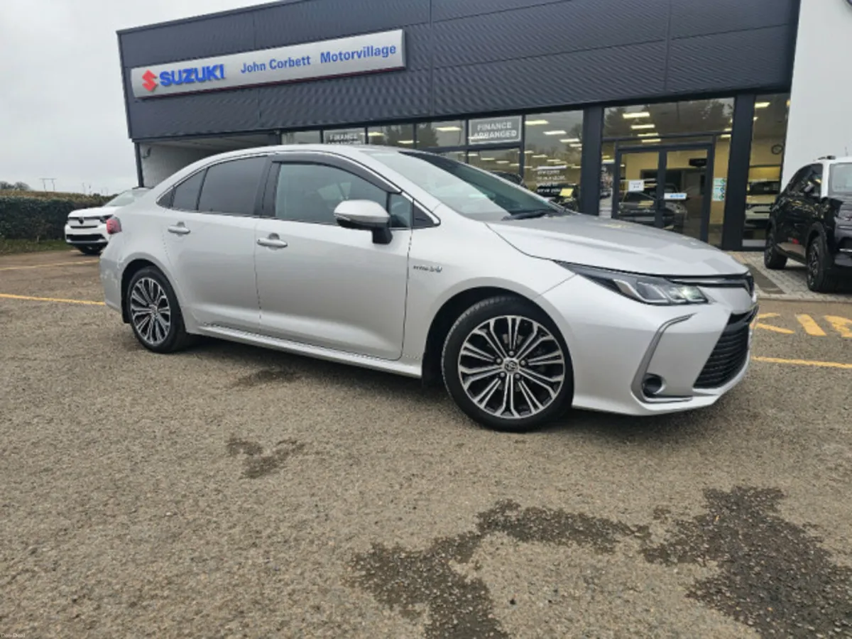 Toyota Corolla Luna Sport Auto - Image 1