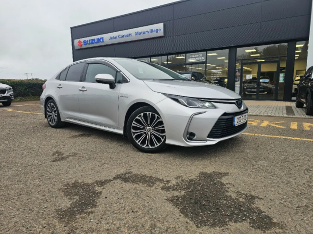 Toyota Corolla Luna Sport Auto - Image 3