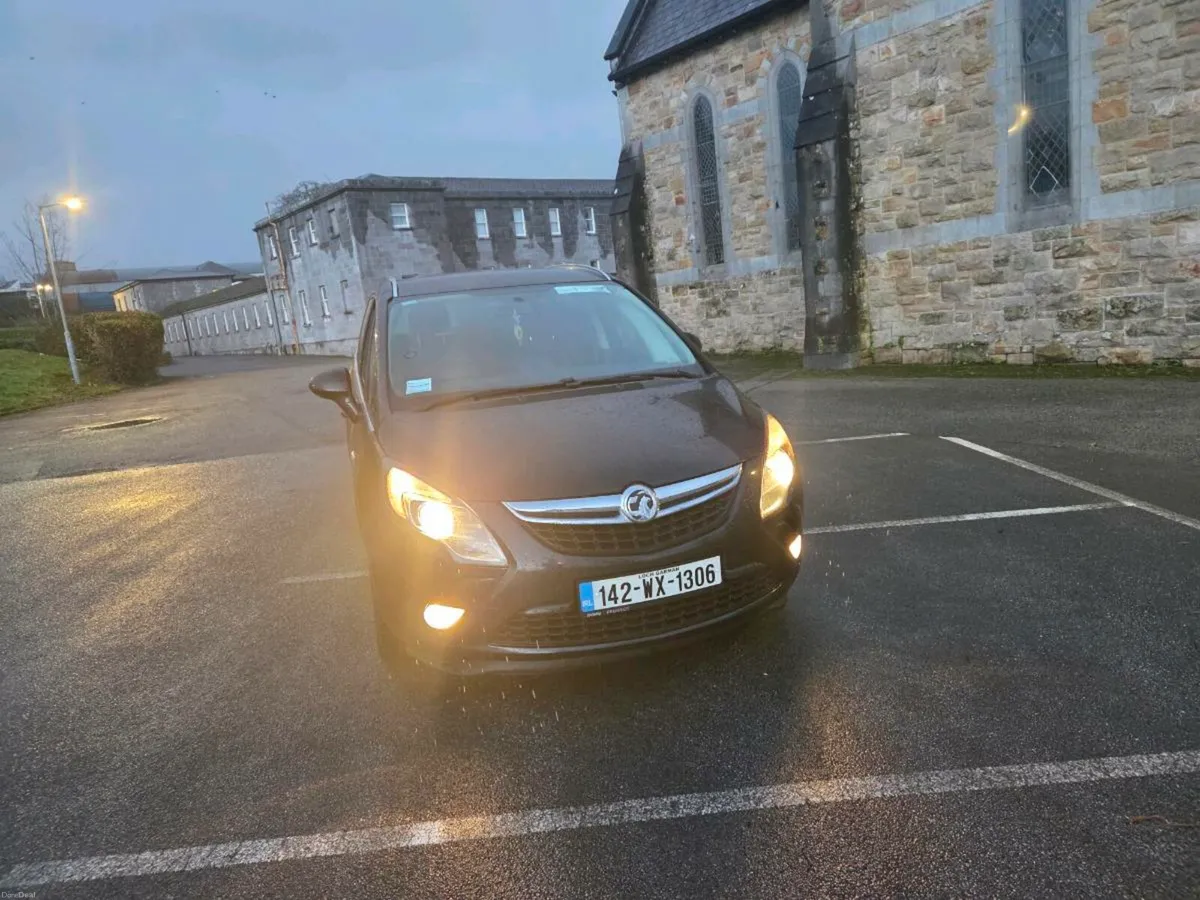 142 vauxhall zafira great condition - Image 4
