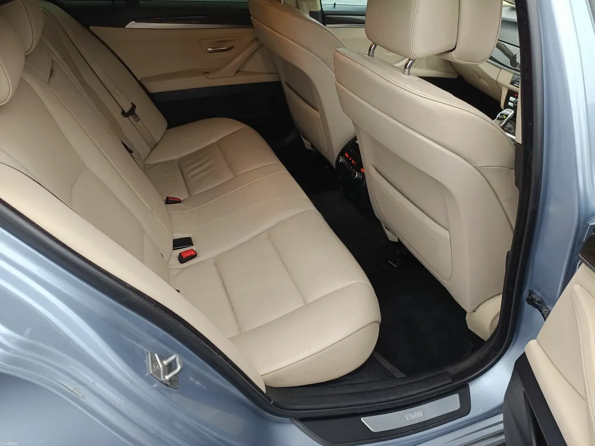 BMW 5-Series 2012 - Image 3
