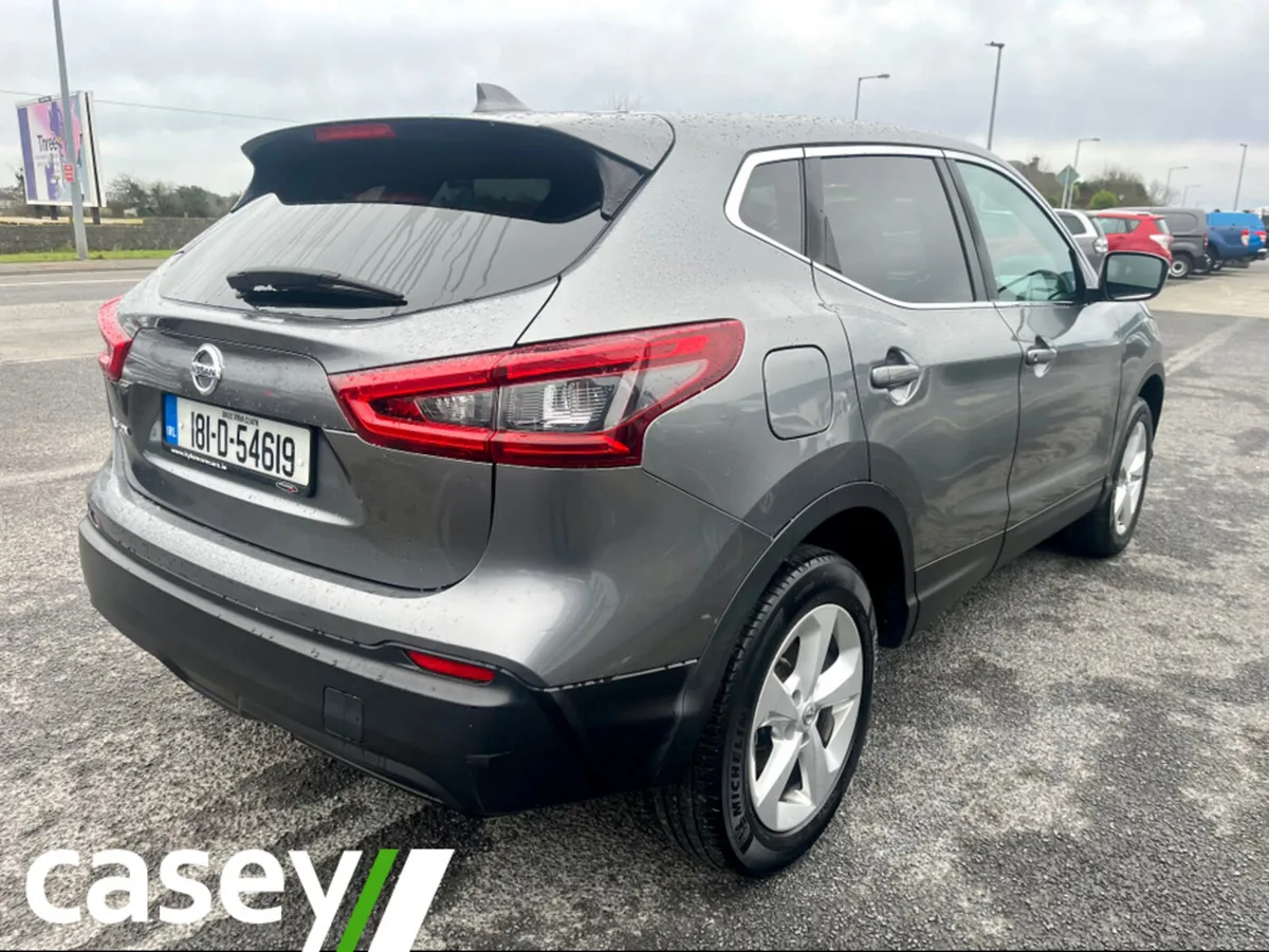 Nissan Qashqai 1.5 DCI ACENTA 110PS 5 5DR - Image 4