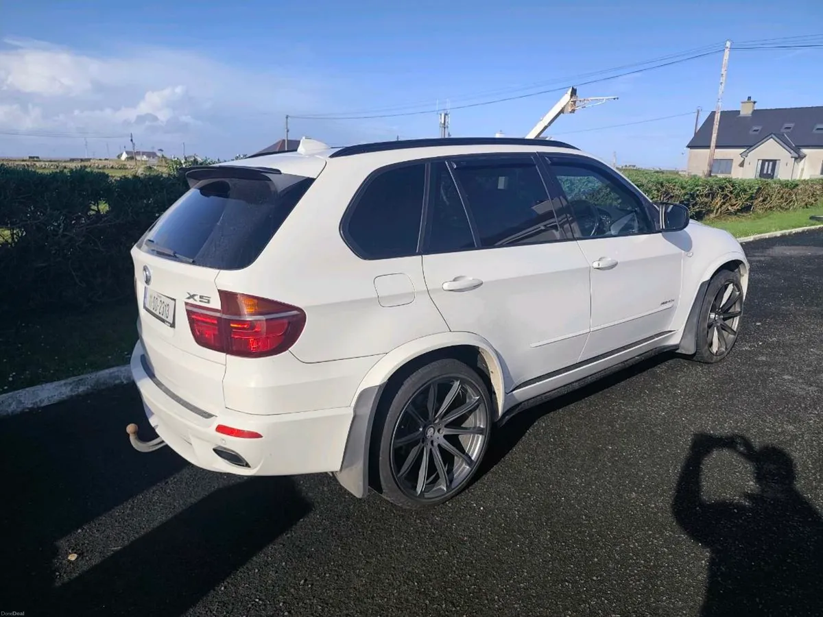 BMW X5 e70 40d - Image 1