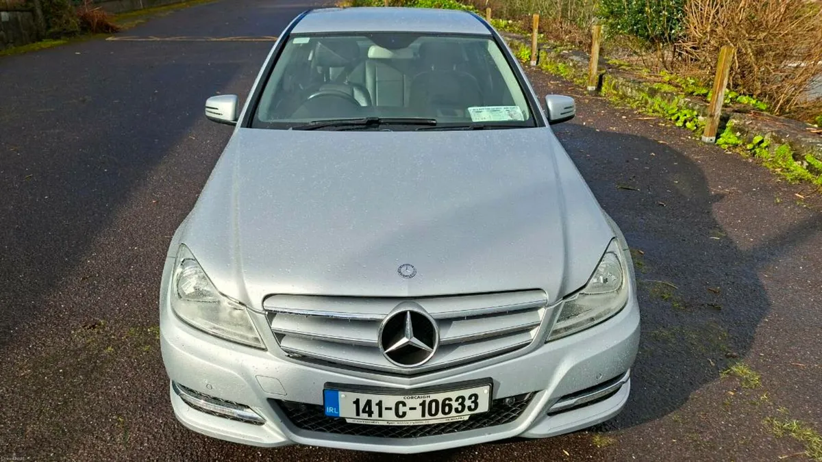 Mercedes C220D Avantgarde Sport - Image 2