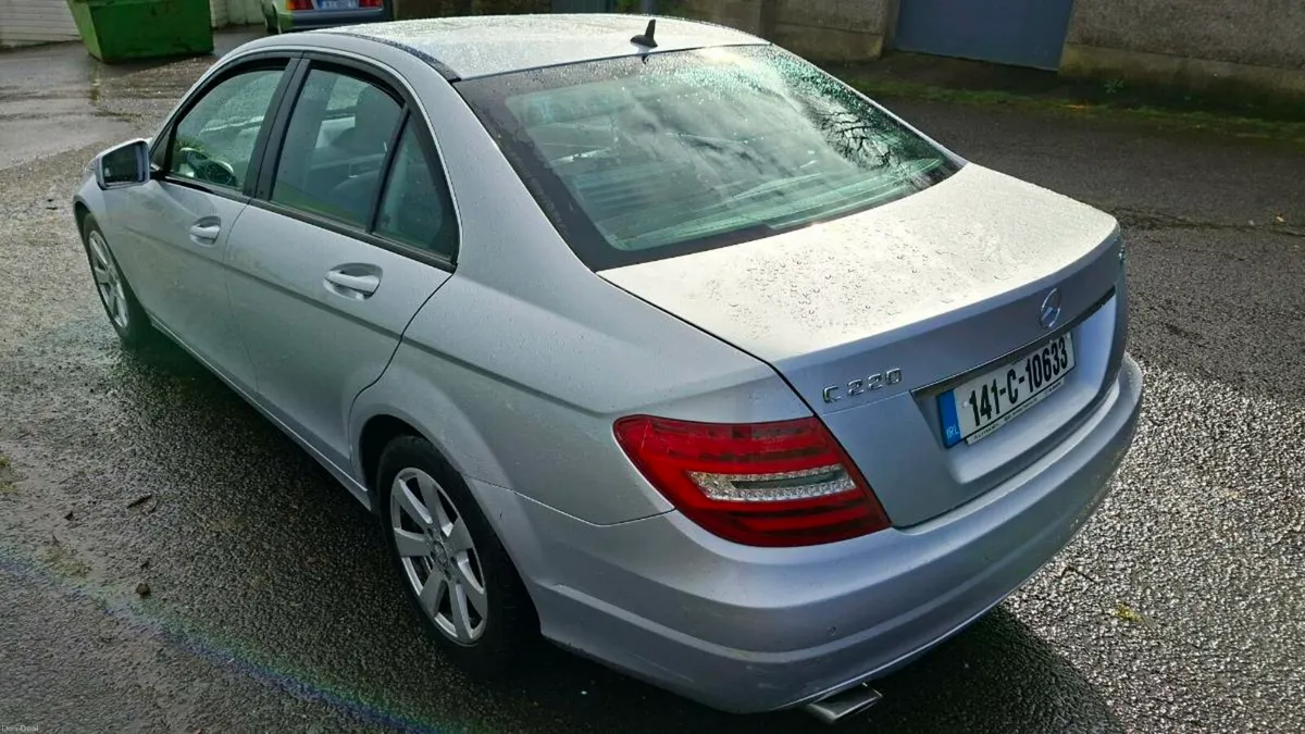 Mercedes C220D Avantgarde Sport - Image 4