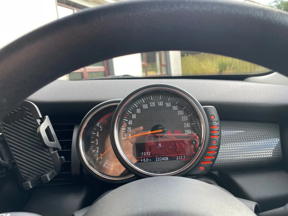 Mini Cooper 2015 - Image 4