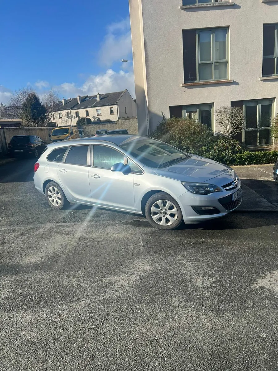 Opel Astra €4250 - Image 1