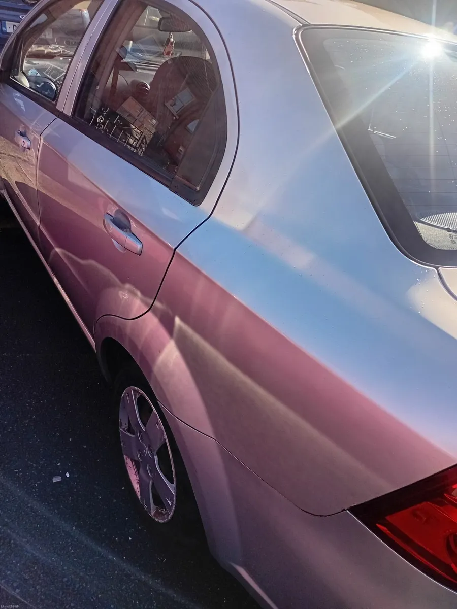 Chevrolet Aveo 2010 - Image 4