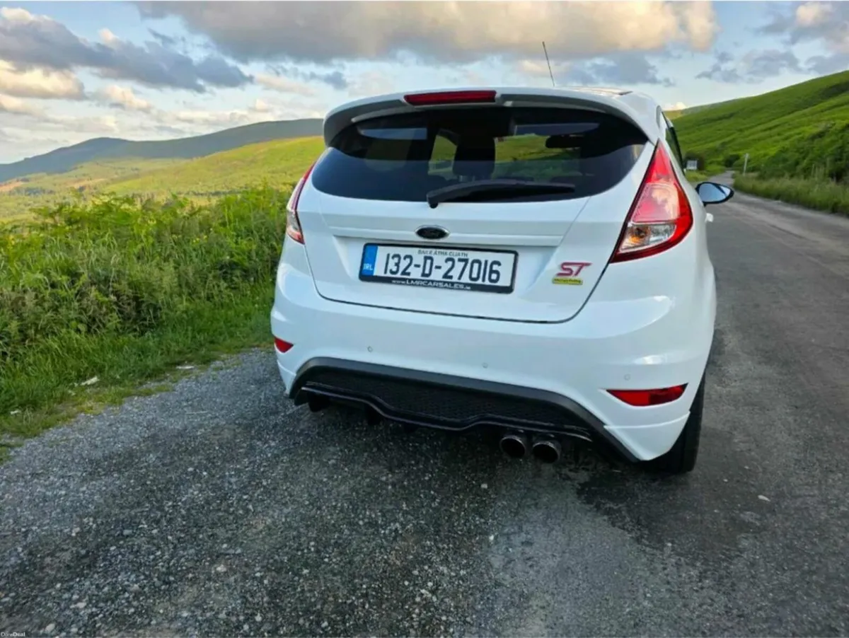 Ford Fiesta ST 2013 - Image 2