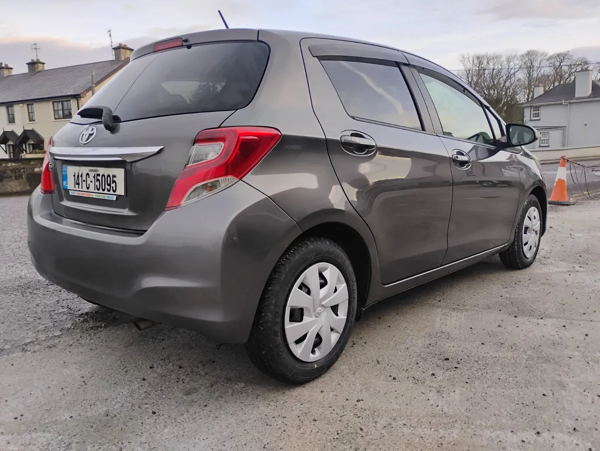 Toyota Vitz 2014 - Image 3