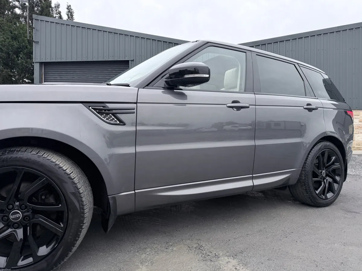 Land Rover Range Rover Sport 171’ 3.0 TDV6 HSE - Image 5