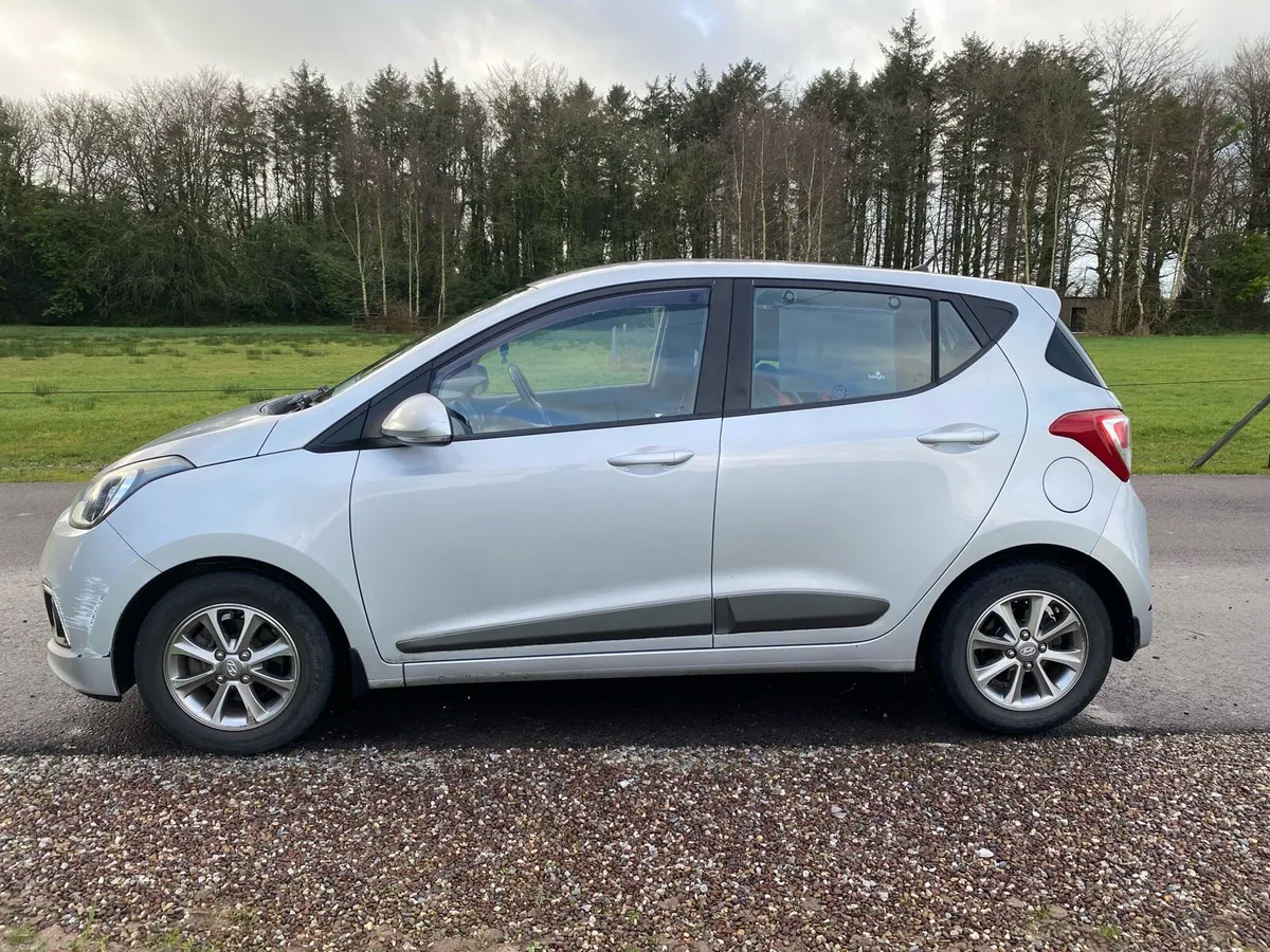 Hyundai i10 2016 low milage - Image 3