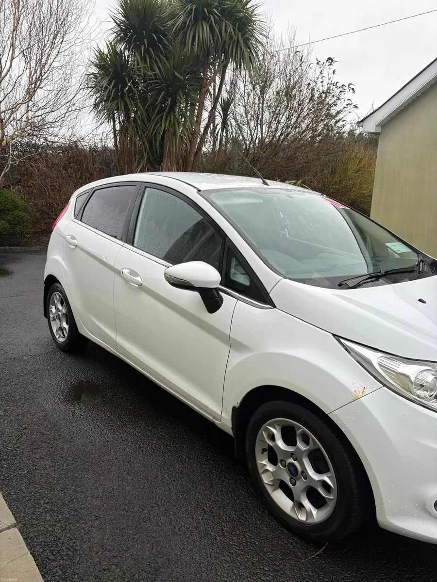 Ford Fiesta 2012 - Image 4