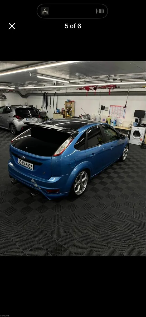 Ford Focus 2009 - Image 2