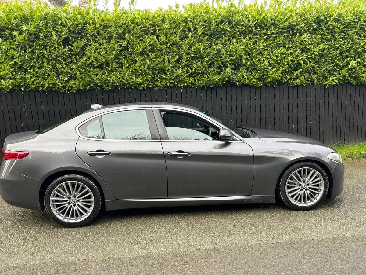 2017 Alfa Romeo Giulia 2.2D Automatic New NCT2/27 - Image 3