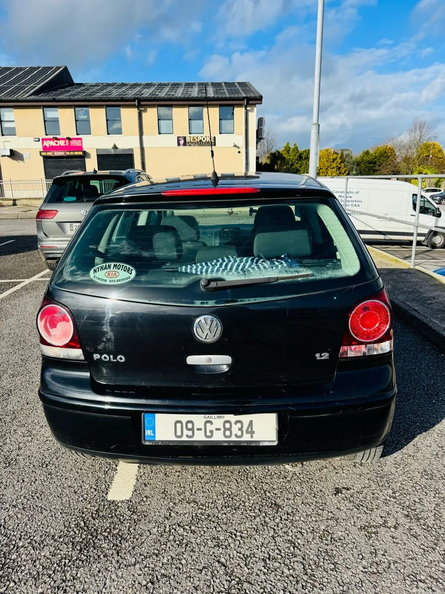 Volkswagen Polo, Black, Engine size 1.2 - Image 2