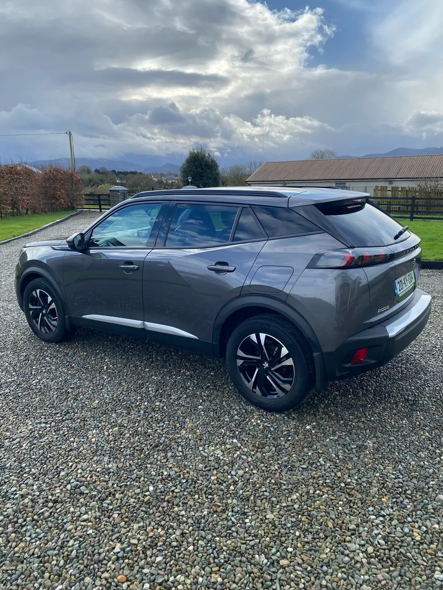 Peugeot 2008 - Image 2