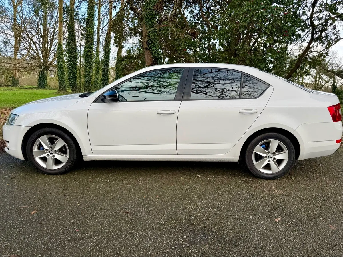 2016 Skoda Octavia Ambition 1.6TDI 90HP - Image 2