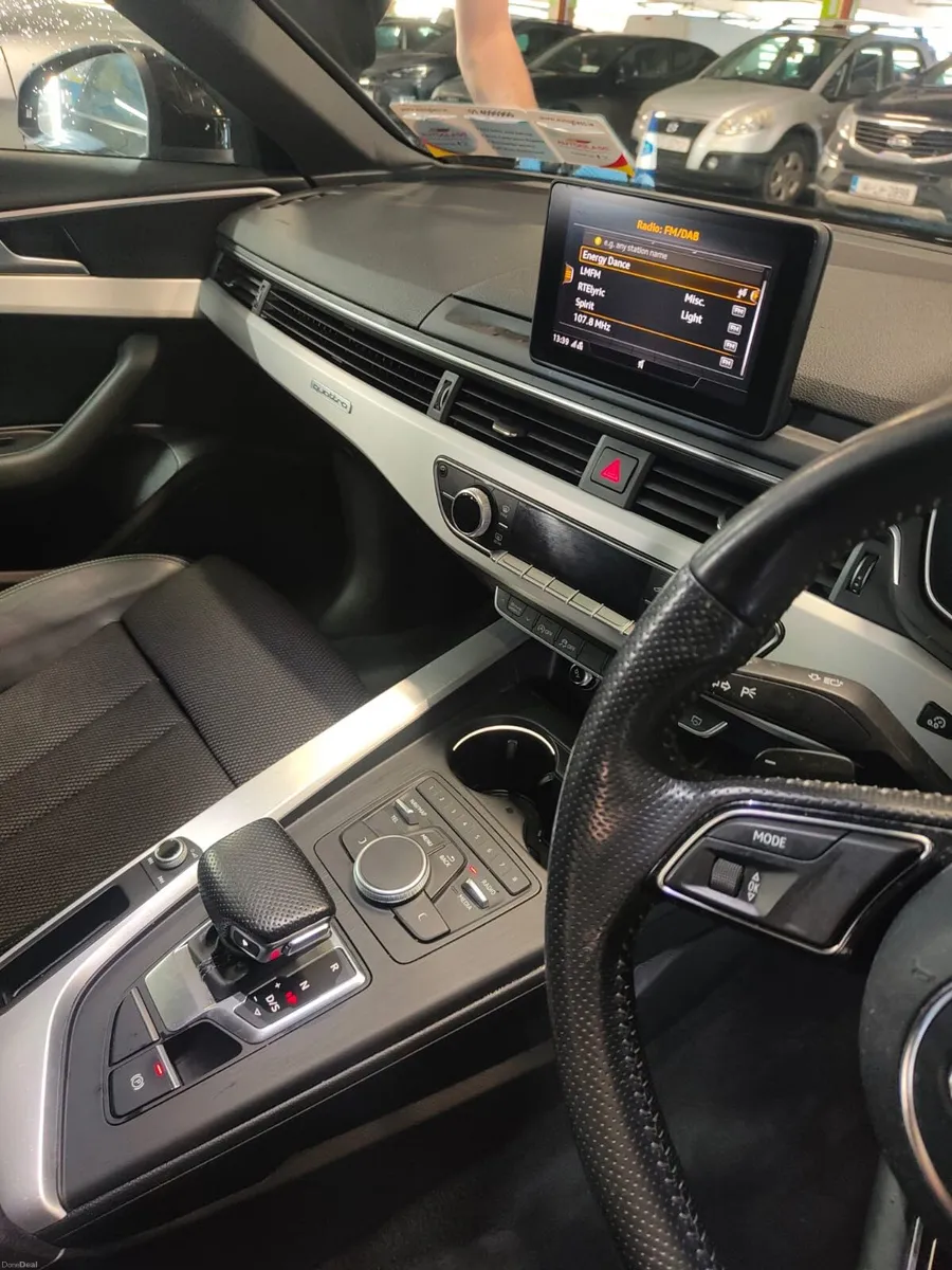 Audi A4 S-LINE 2.0 TDI QUATTRO 190bhp *Top Spec* - Image 4