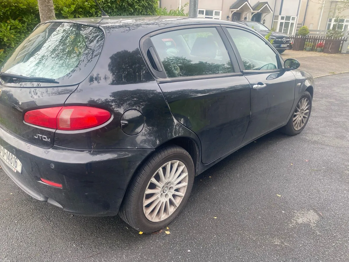 Alfa 146 - Image 2