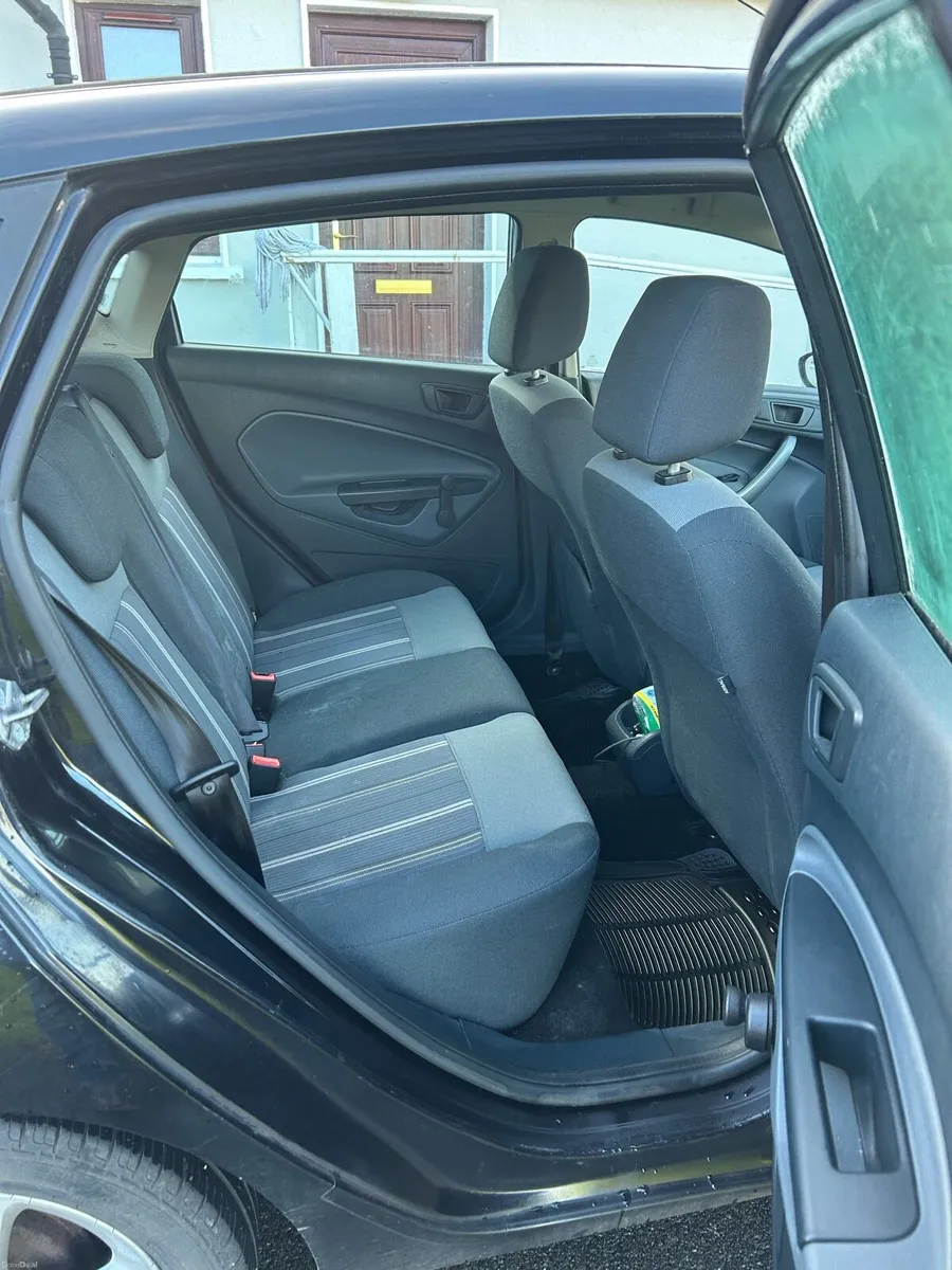Ford fiesta 1l - Image 4