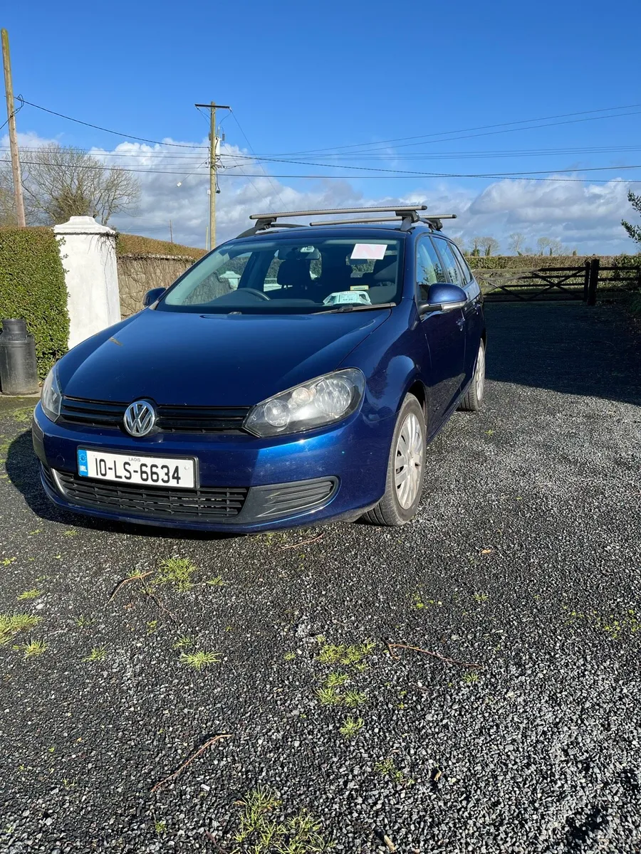 VW Golf Estate - Image 2