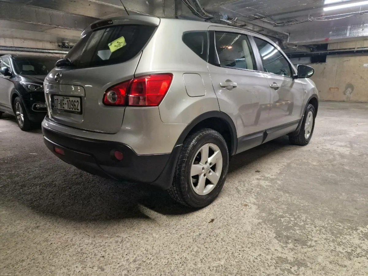 Nissan Qashqai 1.6 - Image 4