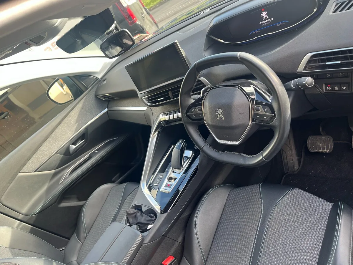 Peugeot 3008 1.6 Phev - Image 4