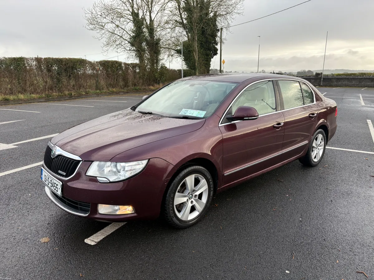 Skoda Superb 2013 - Image 3