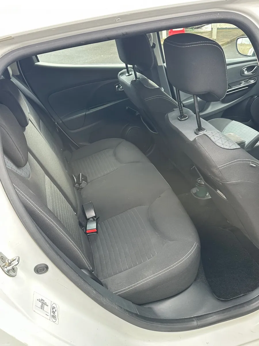 Renault Clio 2014 - Image 4