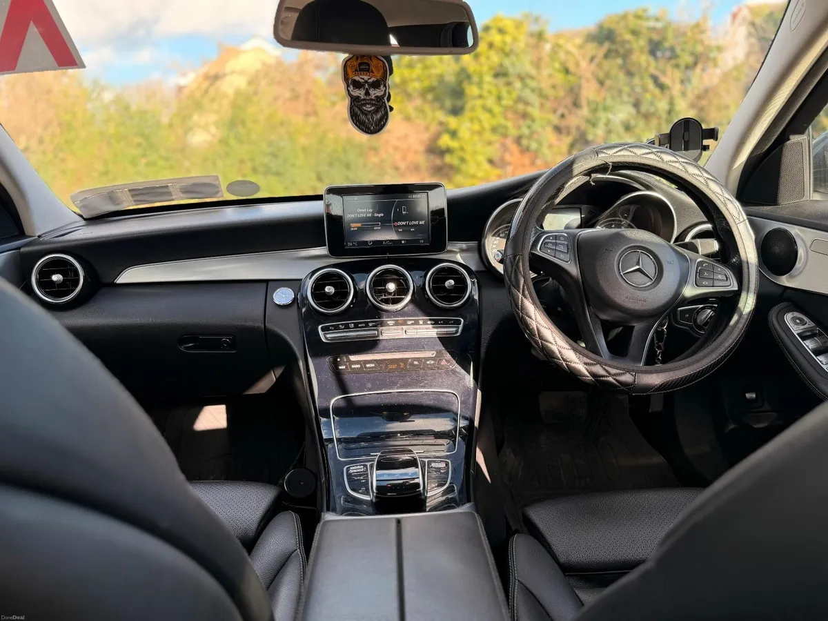 Mercedes-Benz C-Class 2016 - Image 3