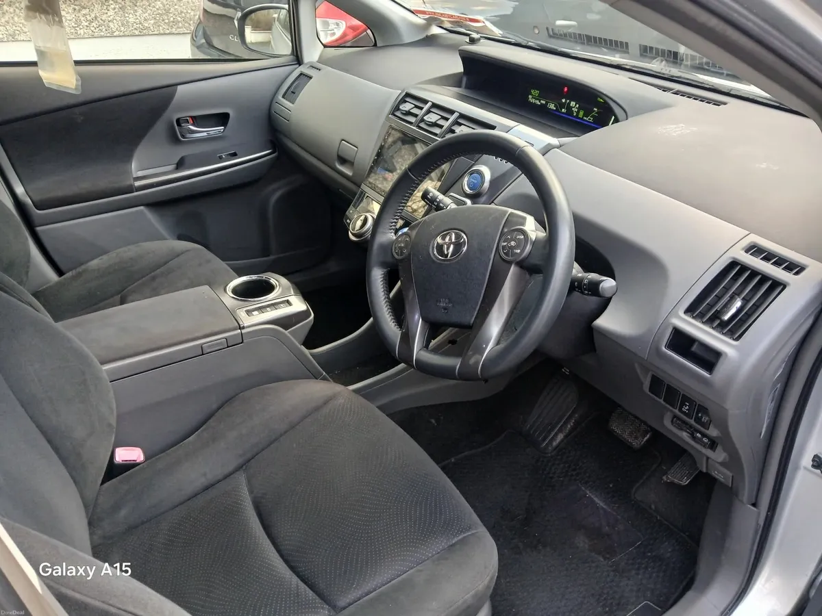 Toyota Prius 2014 - Image 4