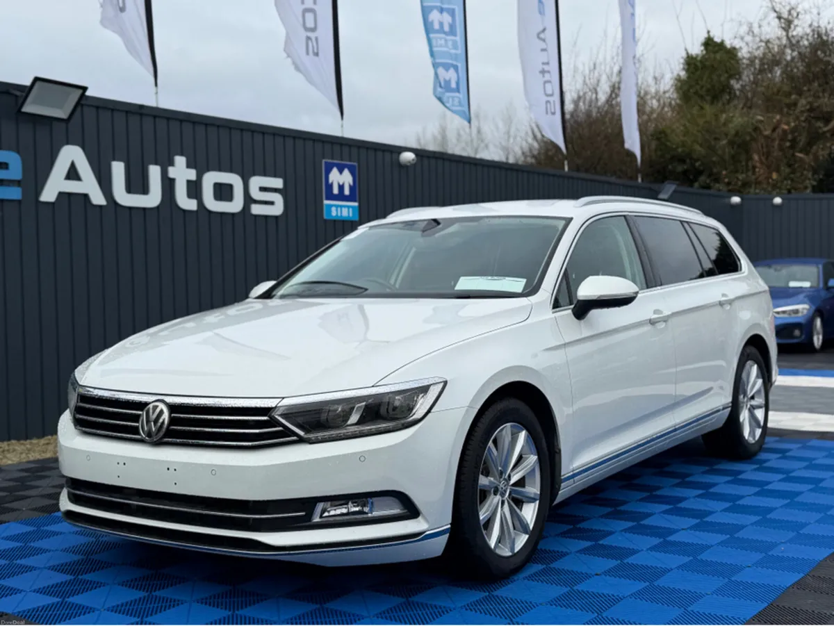 Volkswagen Passat HIGHLINE - 2.0L DIESEL - AUTO - - Image 2