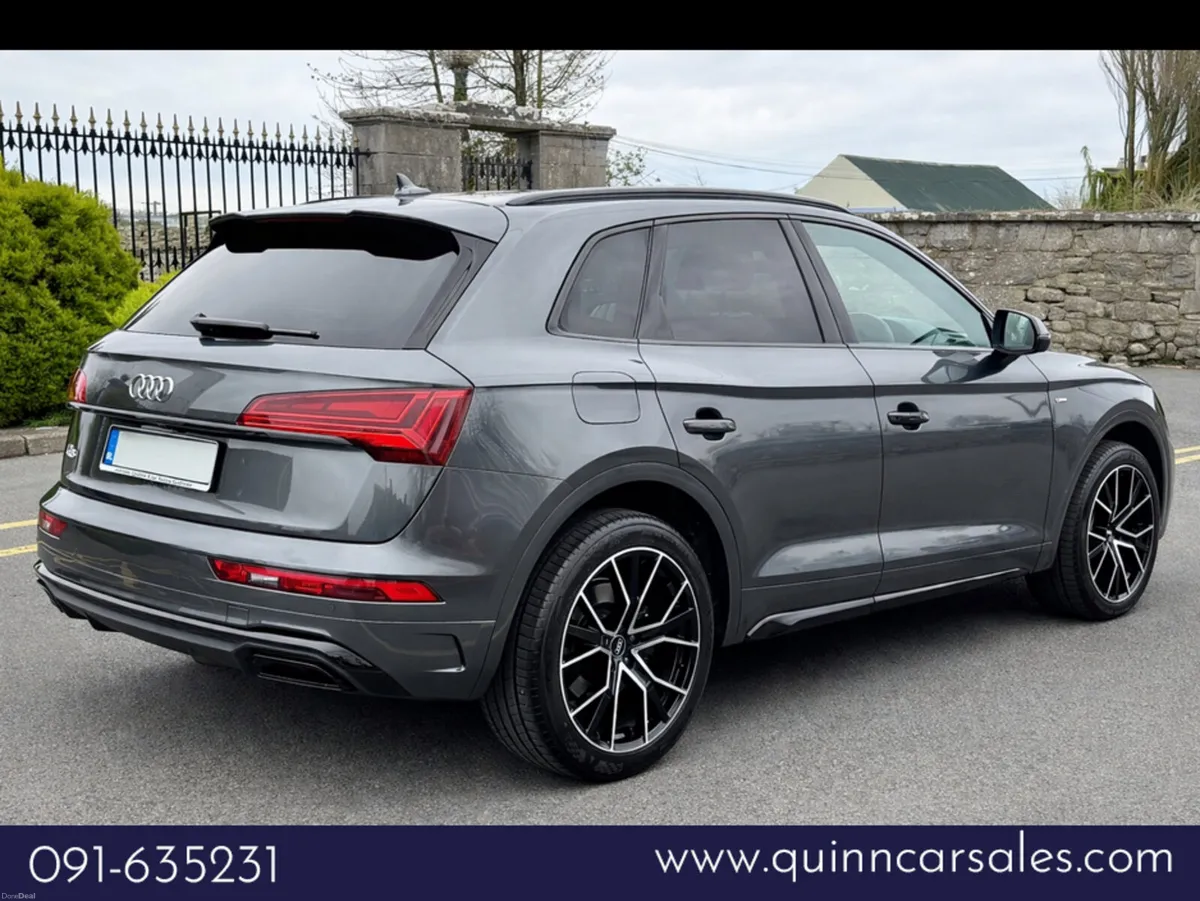 Audi Q5 35 TDi BLACK EDITION 163 BHP AUTO==LOW MIL - Image 3