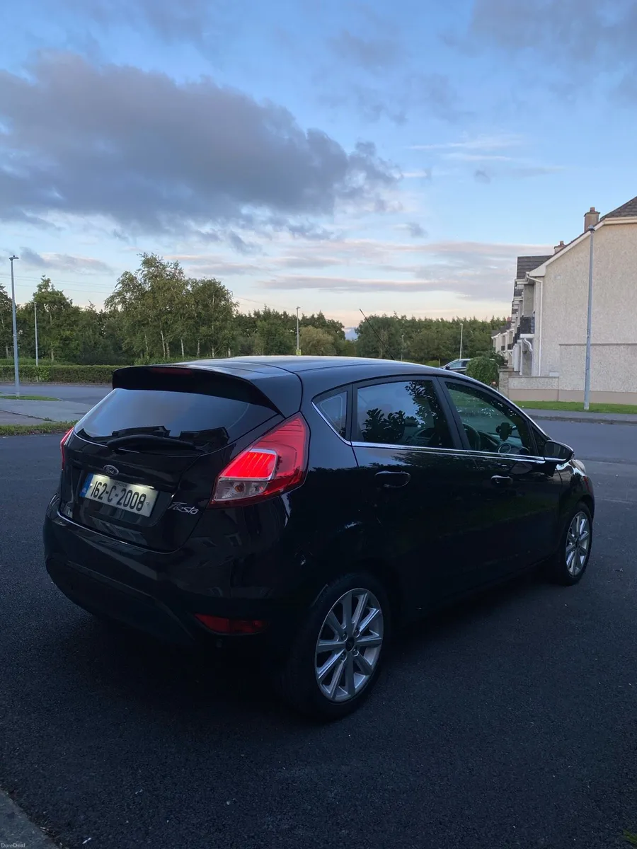 2016 Ford Fiesta 1.5 TDCi Titanium - Image 2