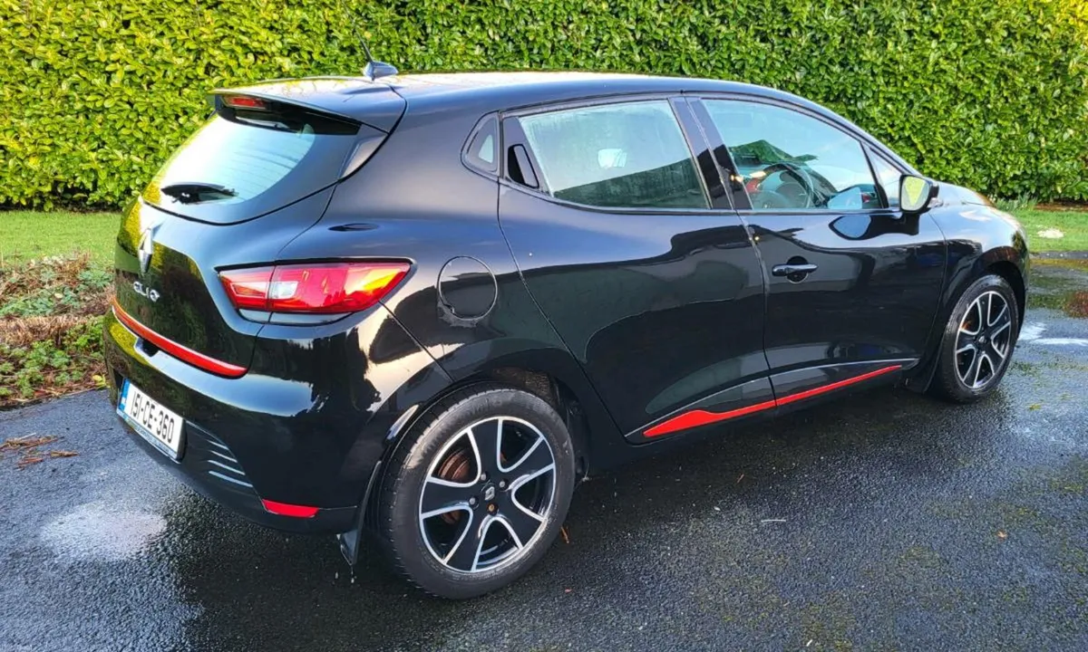 Renault Clio 2015  1.1 litre - Image 2