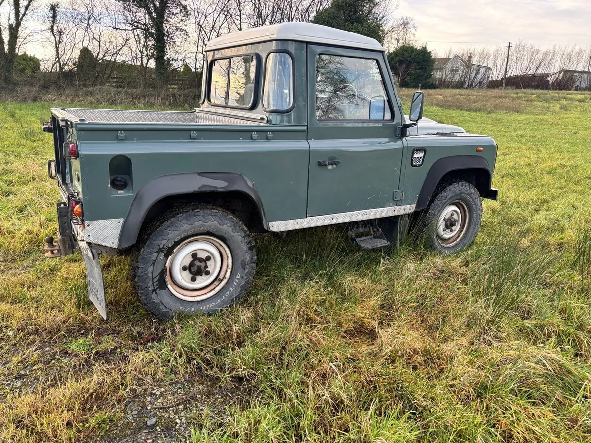 Land Rover 90 pick up - Image 2