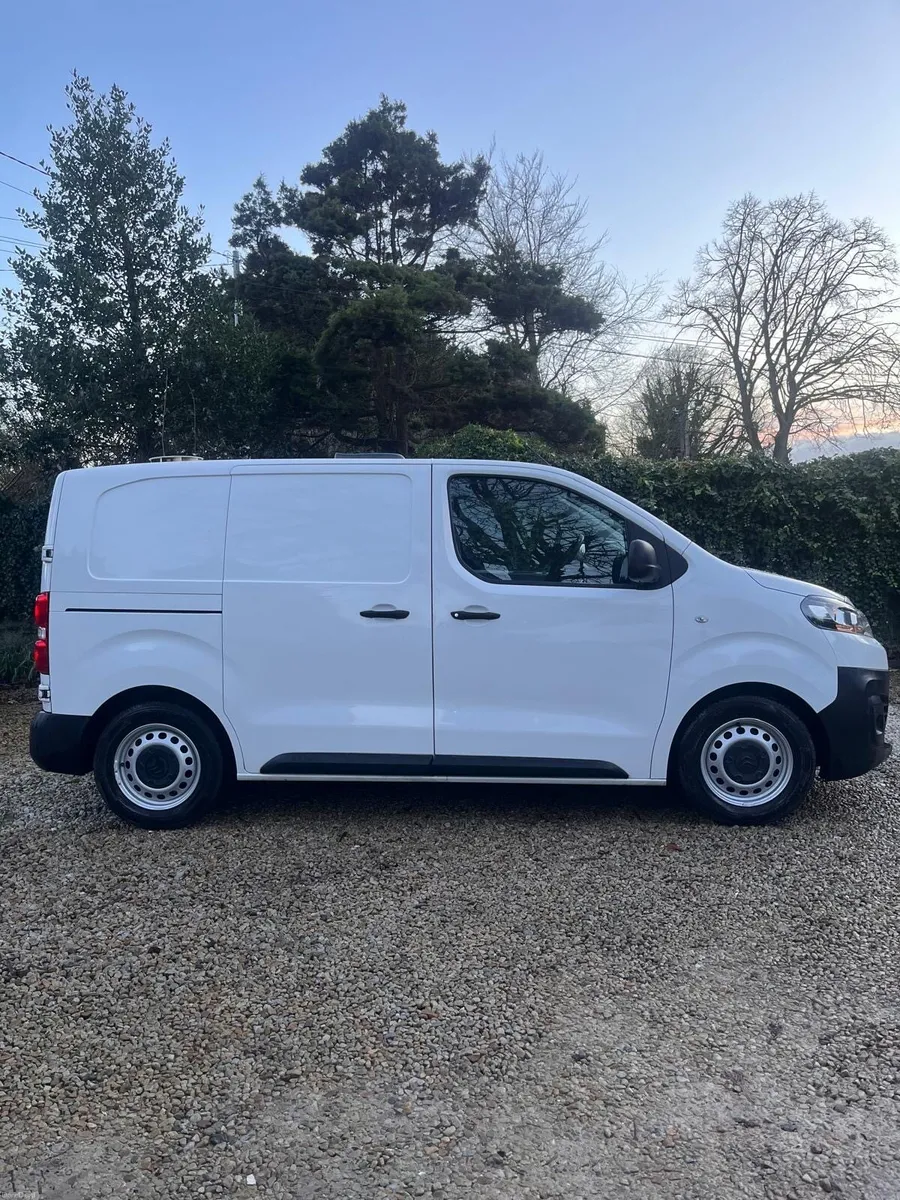 2017 CITROEN DISPATCH NEW DOE IMMACULATE NO VAT - Image 2