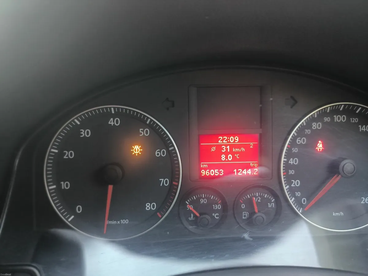 2006 VW Golf 1.6 FSI Sport | For Repair/Project - Image 2